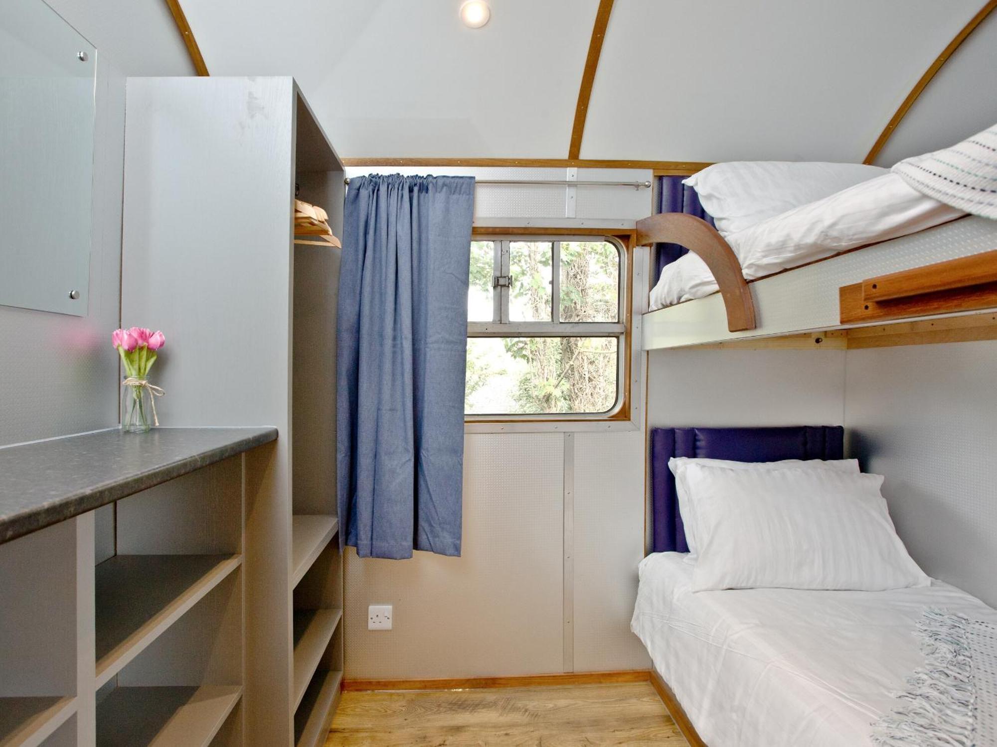 Brunel Boutique Railway Carriage 1 Долиш Экстерьер фото